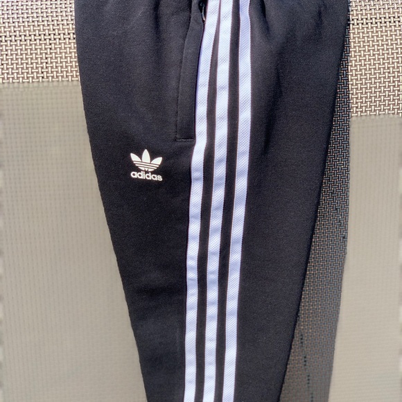 Adidas Two-Piece Jog Suit Toddler - Picture 7 of 12
